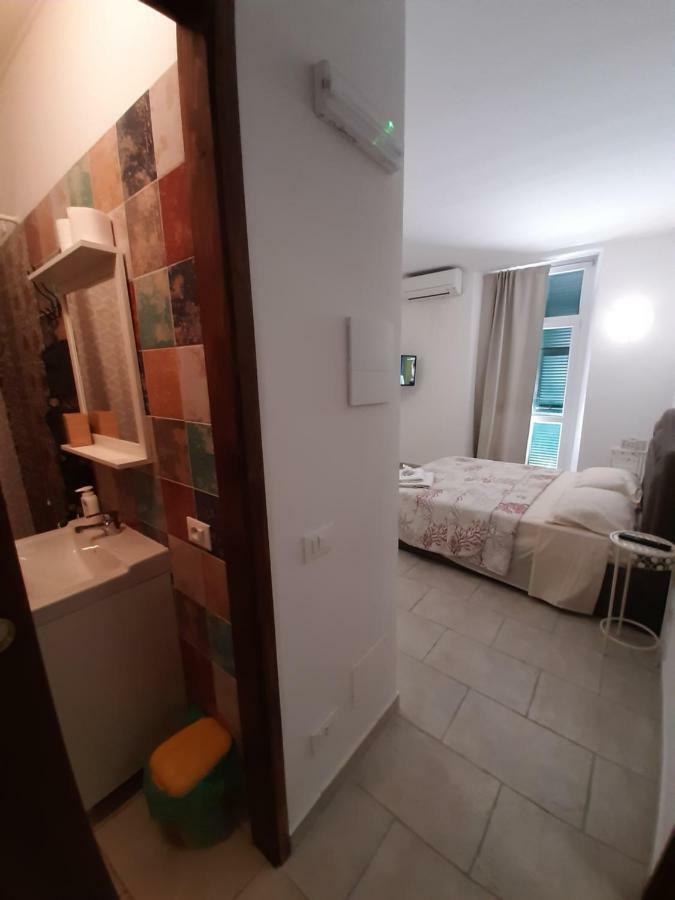 Casa Chicca Hotel La Spezia Buitenkant foto